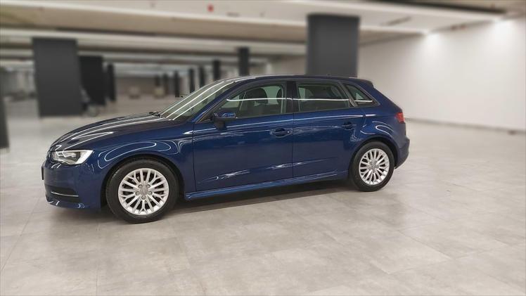 Audi A3 Sportback 1,6 TDI Attraction Comfort