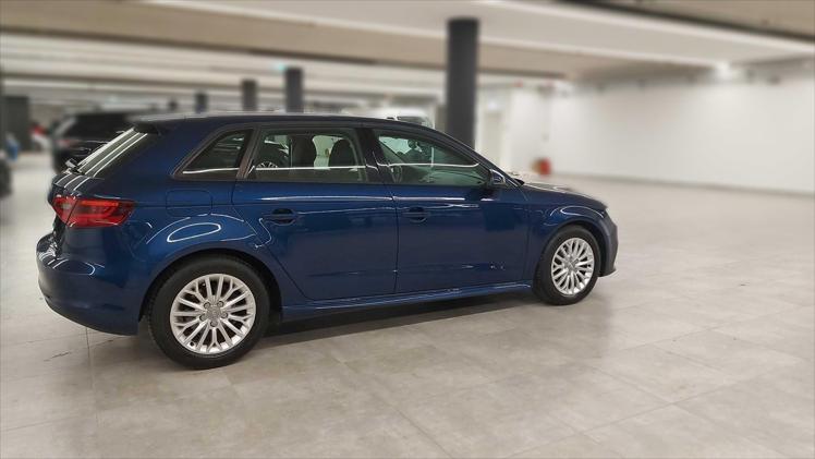 Audi A3 Sportback 1,6 TDI Attraction Comfort