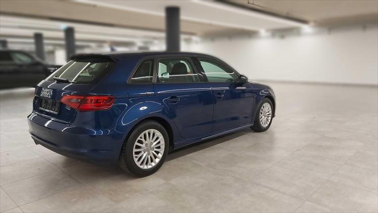 Audi A3 Sportback 1,6 TDI Attraction Comfort