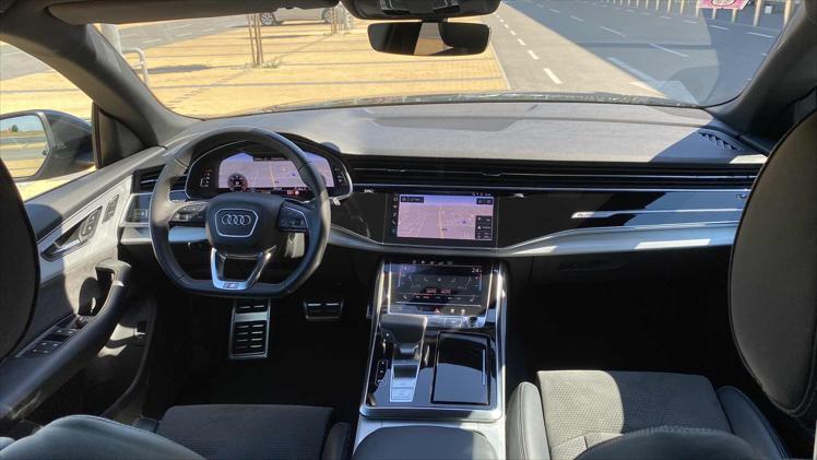 Audi Q8 quattro 50 TDI Comfort Tiptronic