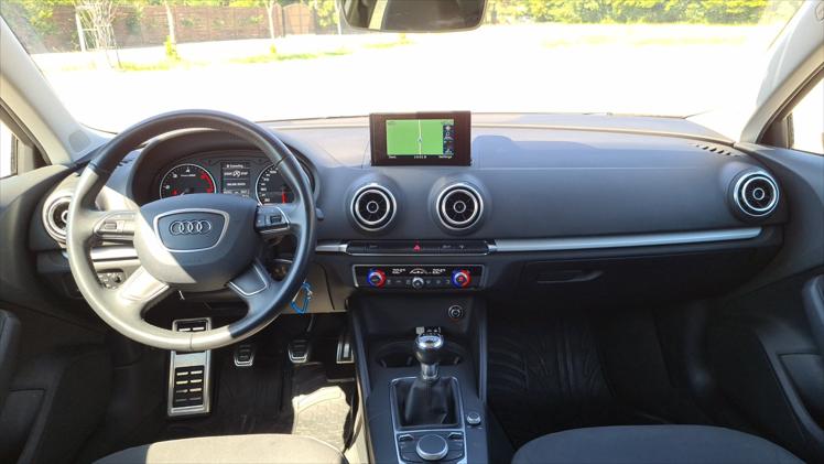 Audi A3 1,6 TDI Ambiente Style