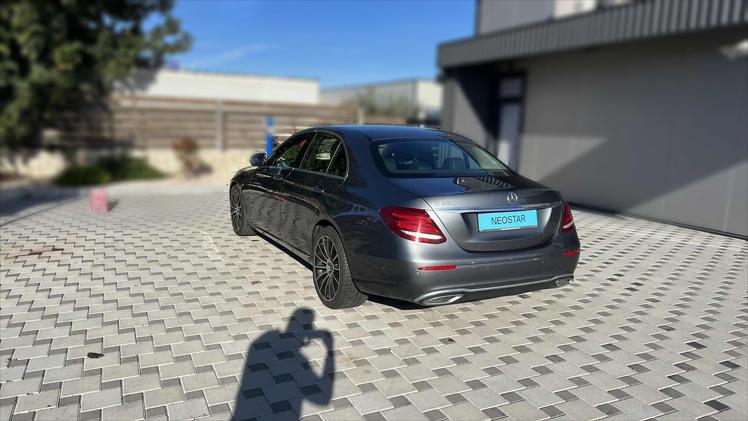 Mercedes-Benz E 220 d Aut.