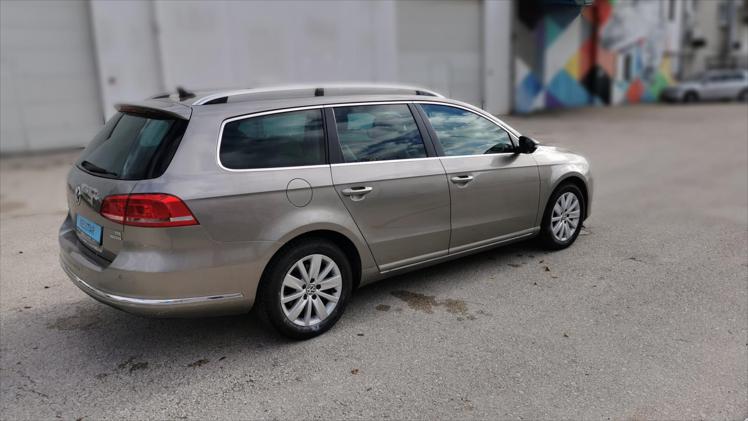 VW rabljeni automobil na prodaju iz oglasa 74115 - VW Passat Passat Variant 1,6 TDI BMT Comfortline