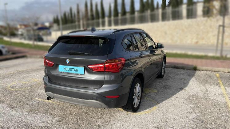 BMW X1 SDrive 18d