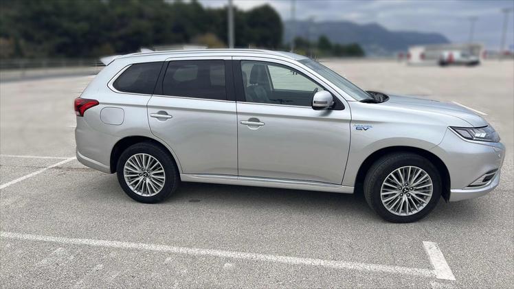 Mitsubishi Outlander PHEV 4WD 2,4 Intense LED Aut.