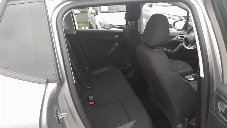 Peugeot 2008 1,2 PureTech 82 Allure