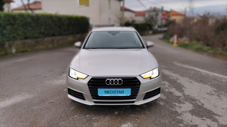 Audi A4 Avant 2,0 TDI ultra Style S tronic