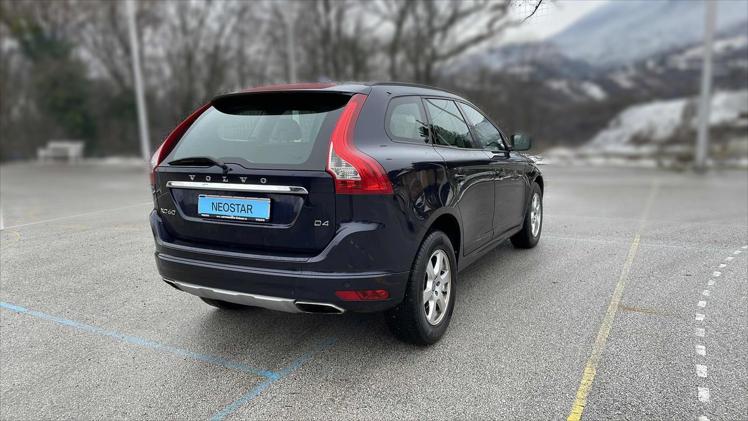 Volvo XC60 FWD D4 Momentum Geartronic