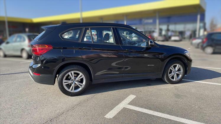 BMW X1 sDrive18d Sport Line