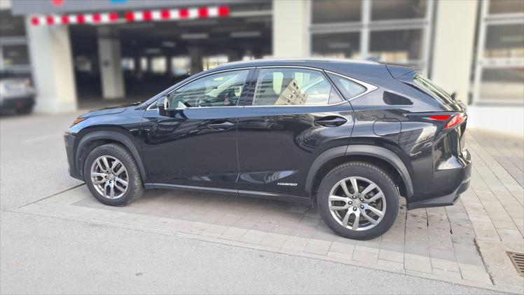 Lexus NX 300h 