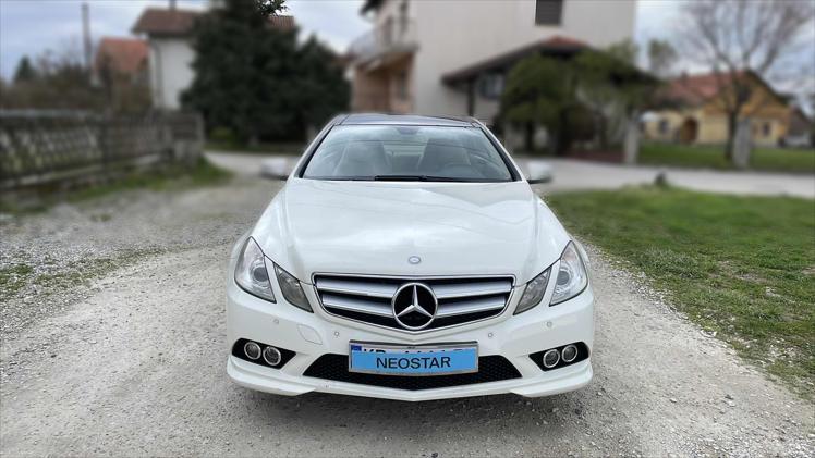 Mercedes-Benz E Coupe  250 CGI AMG line