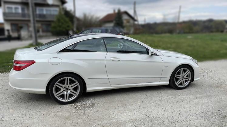 Mercedes-Benz E Coupe  250 CGI AMG line