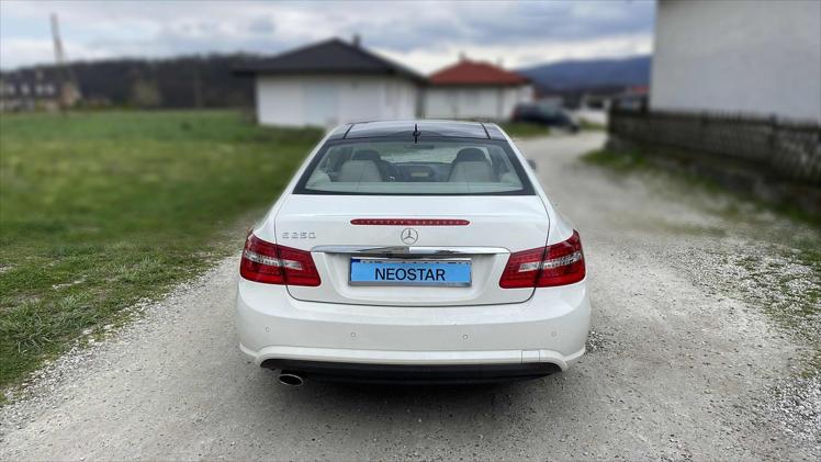 Mercedes-Benz E Coupe  250 CGI AMG line