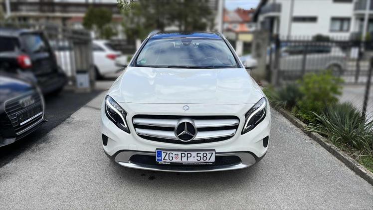 Mercedes-Benz GLA 200 d 4MATIC Urban Aut.