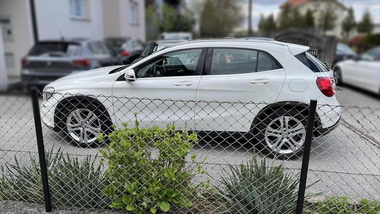 Mercedes-Benz GLA 200 d 4MATIC Urban Aut.