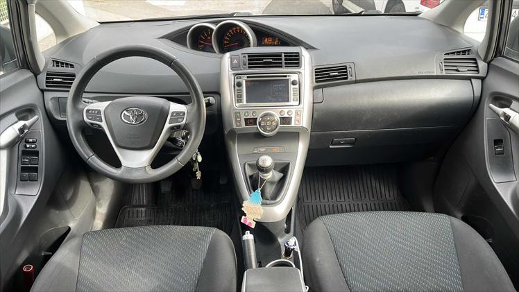 Toyota Verso 2,0 D-4D Family