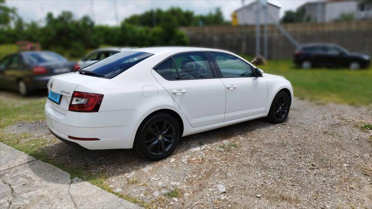 Rabljeni automobil na prodaju iz oglasa 79601 - Škoda Octavia Octavia 1,6 TDI Style