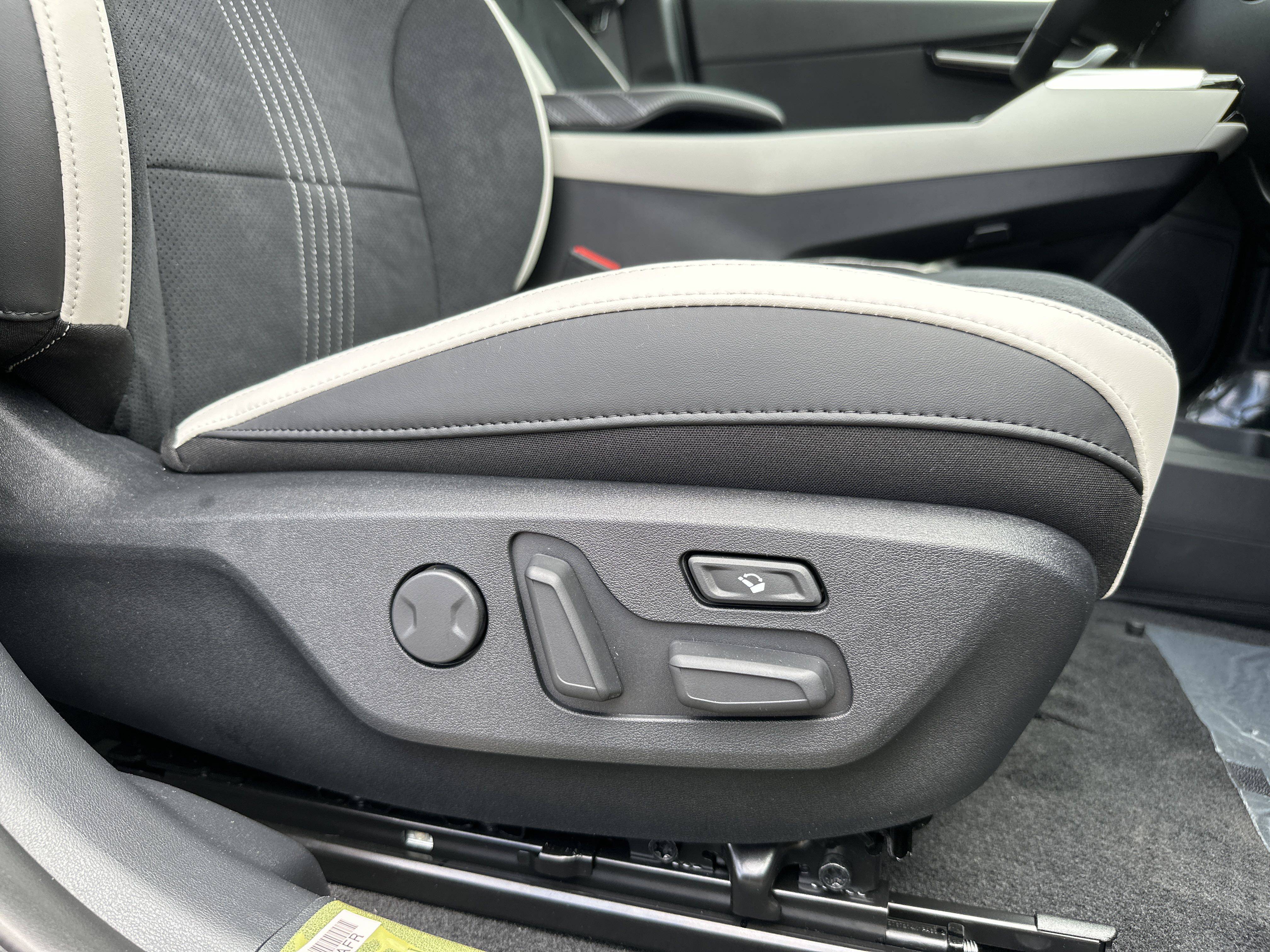 Electrically adjustable seats
