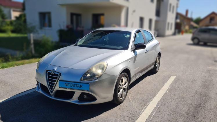 Rabljeni automobil na prodaju iz oglasa 81152 - Alfa Romeo Giulietta Giulietta 2,0 JTDm Distinctive