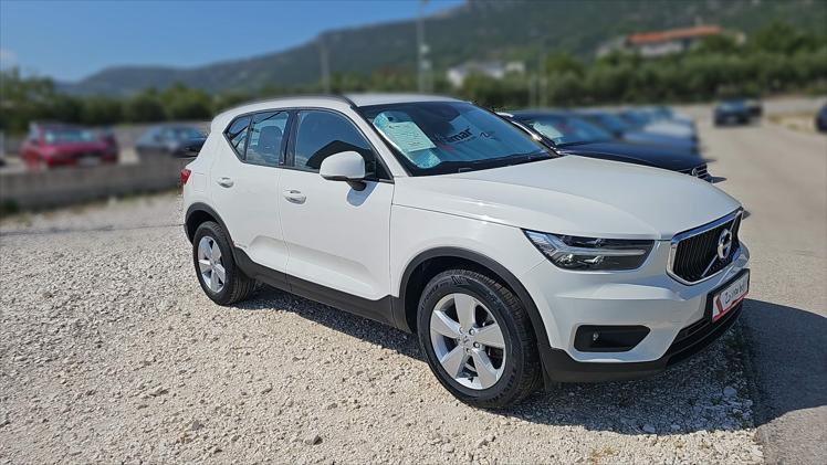 Volvo XC40 D4 AWD Momentum Aut.