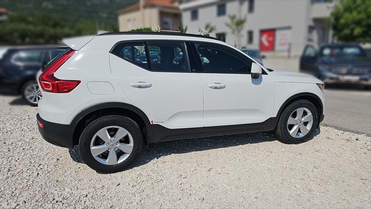 Volvo XC40 D4 AWD Momentum Aut.