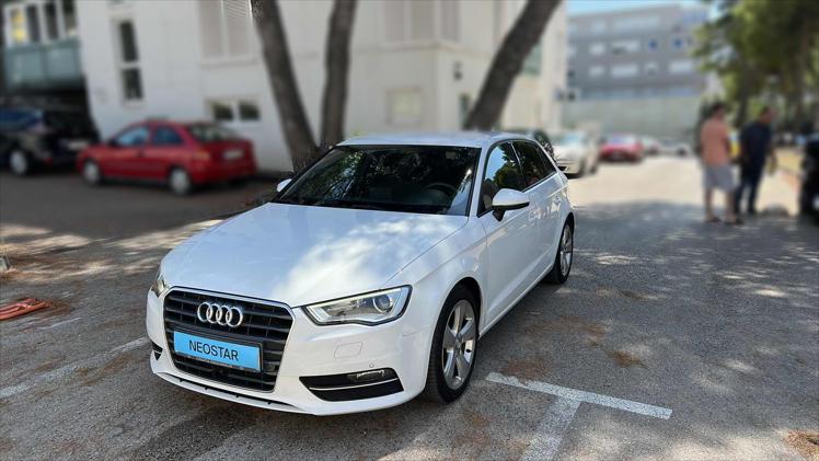 Rabljeni automobil na prodaju iz oglasa 81357 - Audi A3 A3 Sportback 2,0 TDI Ambition Comfort S-tronic