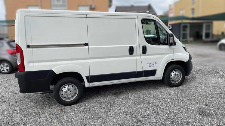 Peugeot Boxer 330 L1H1 2,0 BlueHDI 110 Comfort