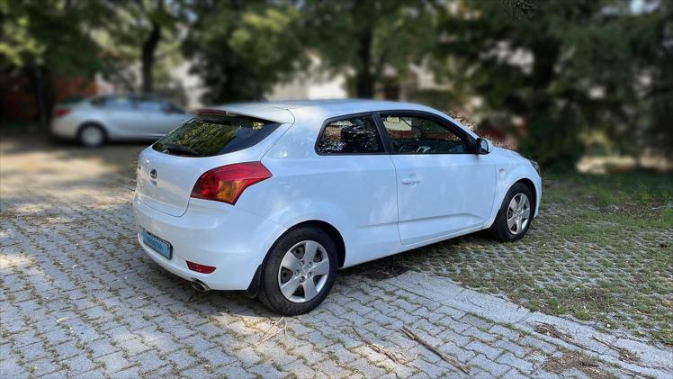 Rabljeni automobil na prodaju iz oglasa 81508 - KIA cee'd cee'd 1,6 CVVT LX Fresh