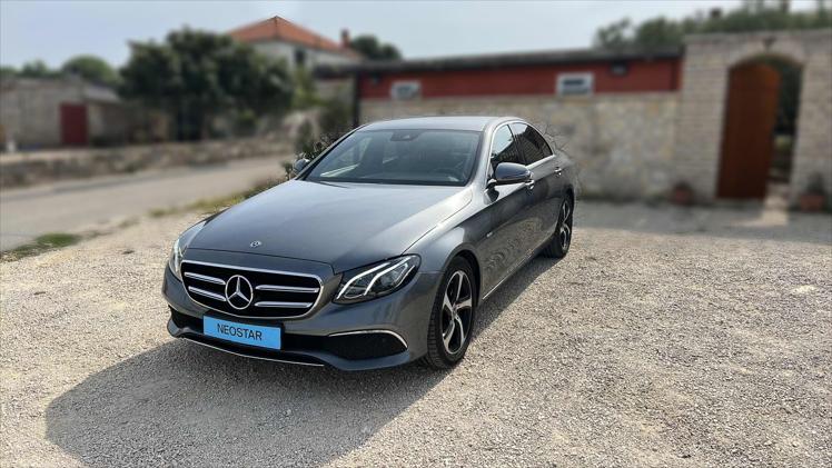 Rabljeni automobil na prodaju iz oglasa 82268 - Mercedes-Benz E-Klasa E 220 d Aut.