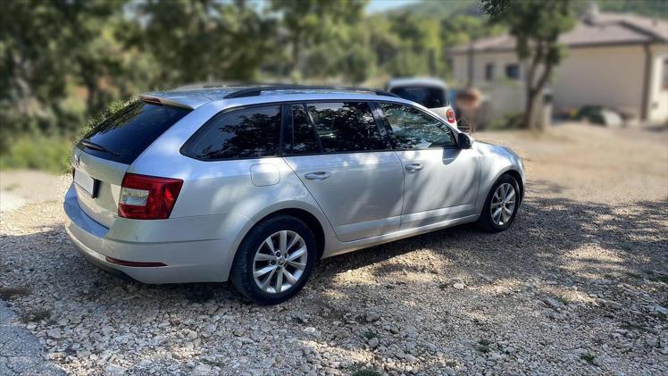 Rabljeni automobil na prodaju iz oglasa 82656 - Škoda Octavia Octavia Combi 1,6 TDI Style