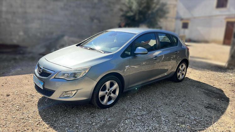 Opel Astra 1,3 CDTI Enjoy