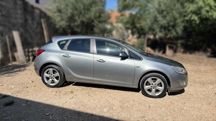 Opel Astra 1,3 CDTI Enjoy