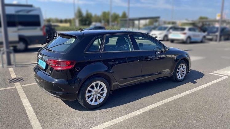 Rabljeni automobil na prodaju iz oglasa 82699 - Audi A3 A3 Sportback 1,6 TDI Ambition