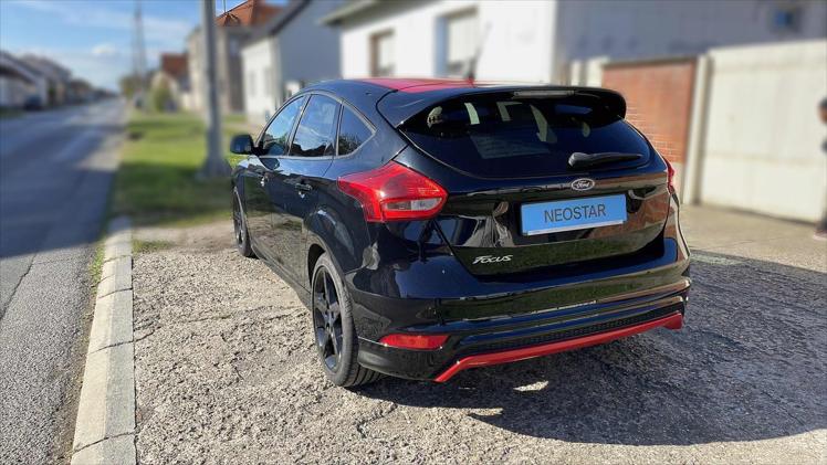 Ford Focus 1,5 TDCi ST Line Red&Black Edition