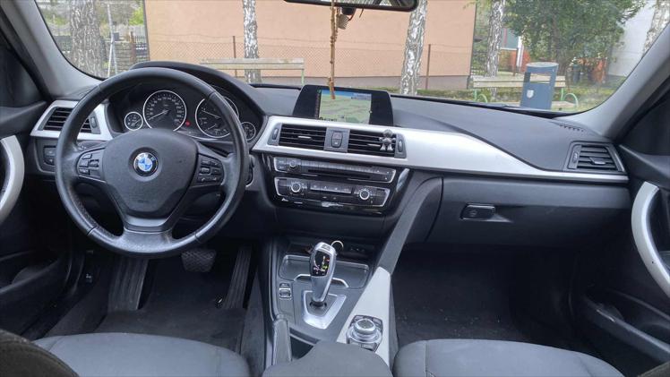 BMW BMW serija 3 , 318d