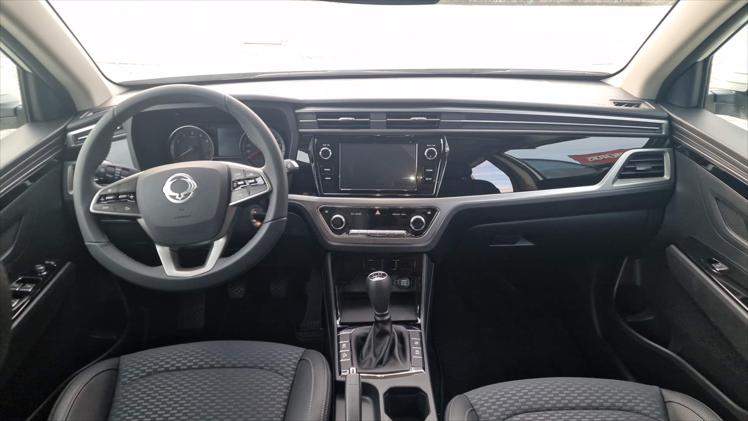 SsangYong Korando 1.5 T-GDI M/T 2 WD