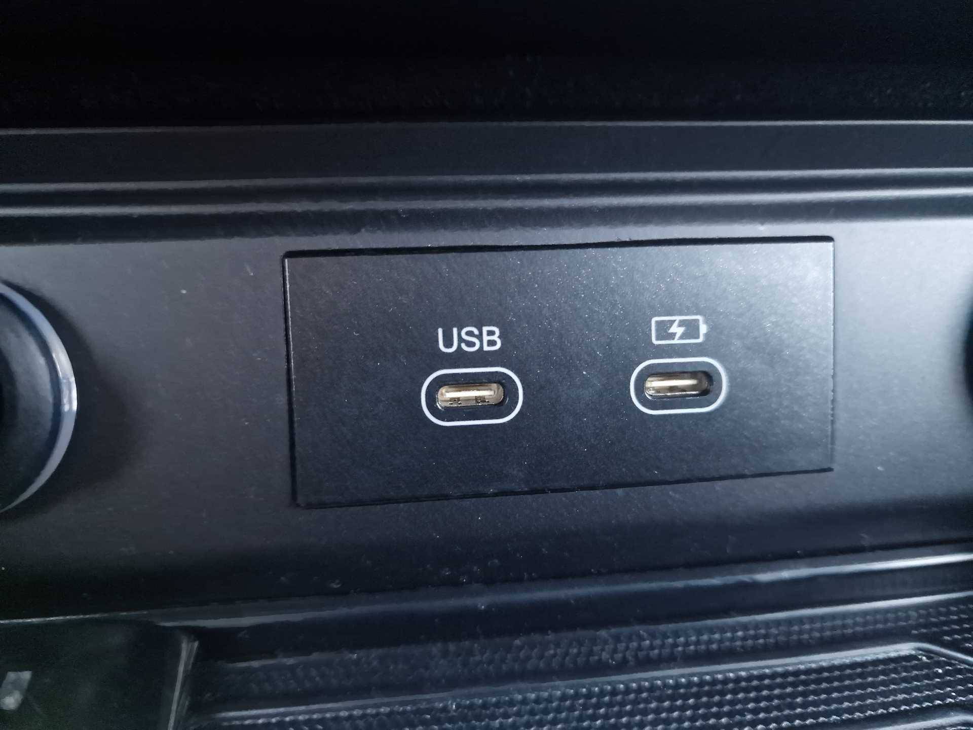 USB port