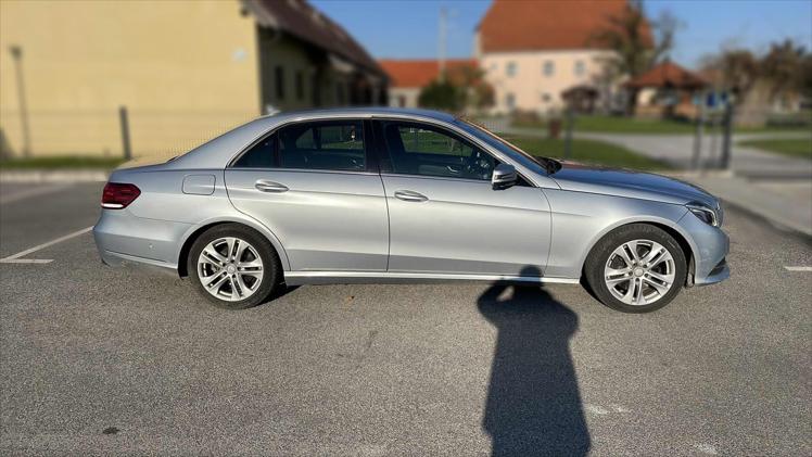 Mercedes-Benz Mercedes E 300 Bluetec Hybrid