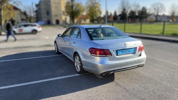 Mercedes-Benz Mercedes E 300 Bluetec Hybrid