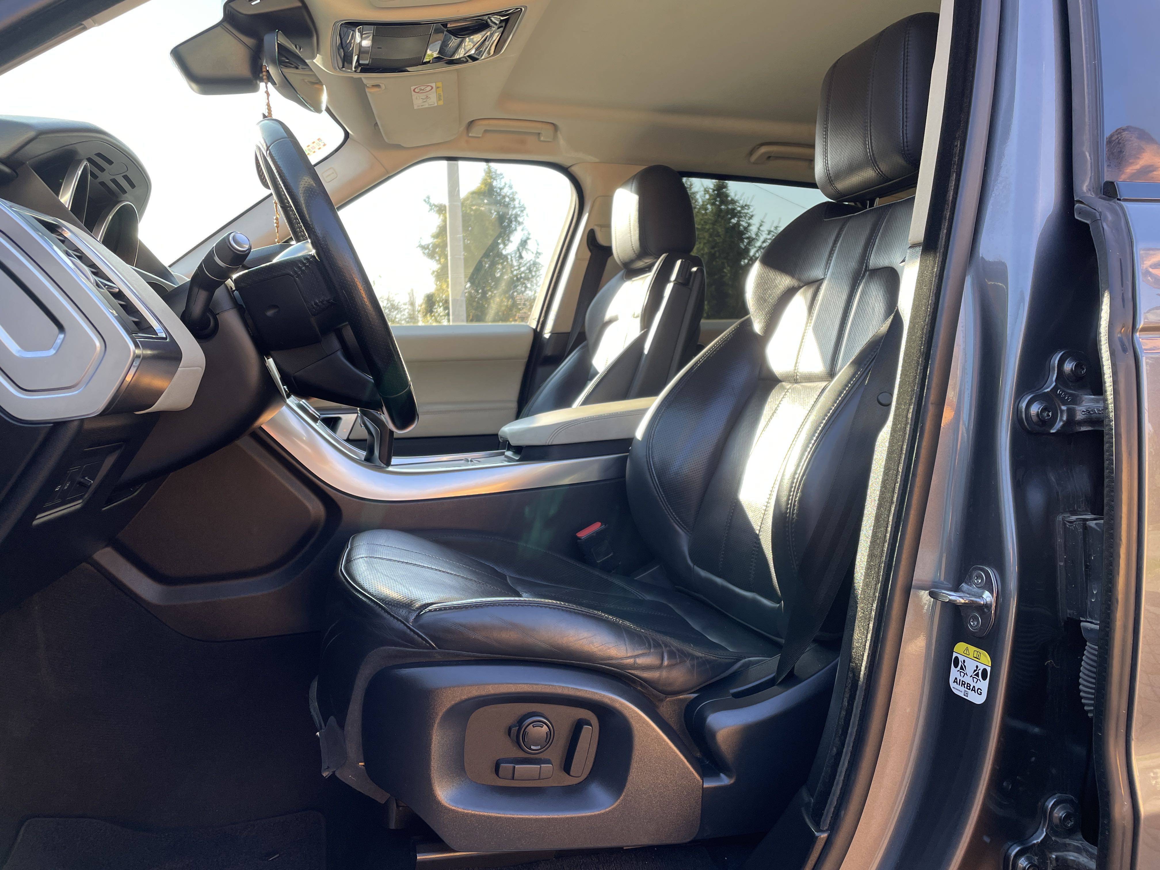 Electrically adjustable seats