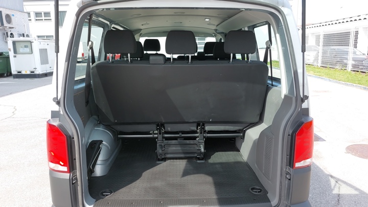 VW Transporter Kombi 2,0 TDI KMR