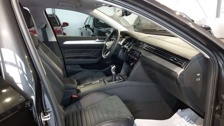 VW PASSAT VARIANT 2.0 TDI  Elegance