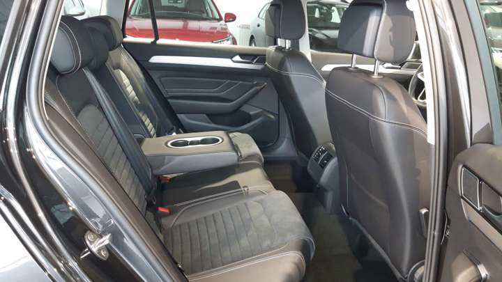 VW PASSAT VARIANT 2.0 TDI  Elegance