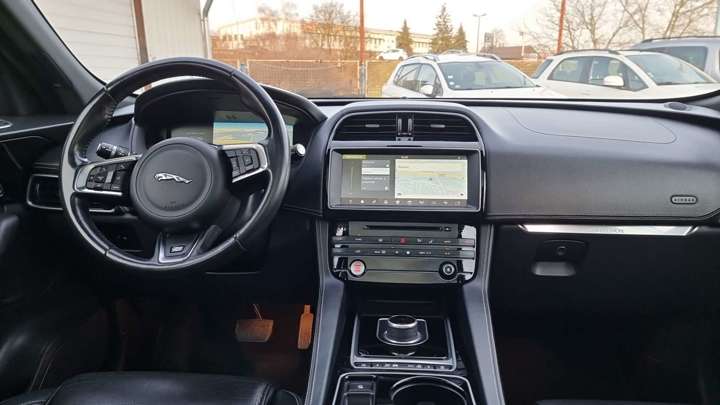 Jaguar F-Pace AWD 3,0 D R-Sport Aut.