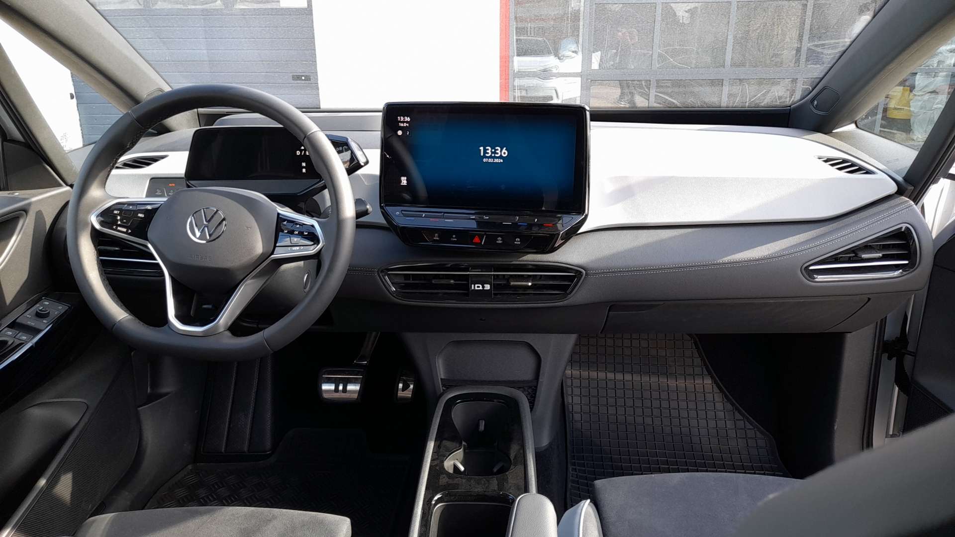 Vehicle gallery image 185888