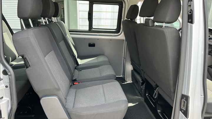 VW Transporter Kombi 2,0 TDI KMR