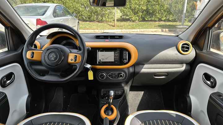 Renault RENAULT TWINGO ELECTRIC R80 INTENS