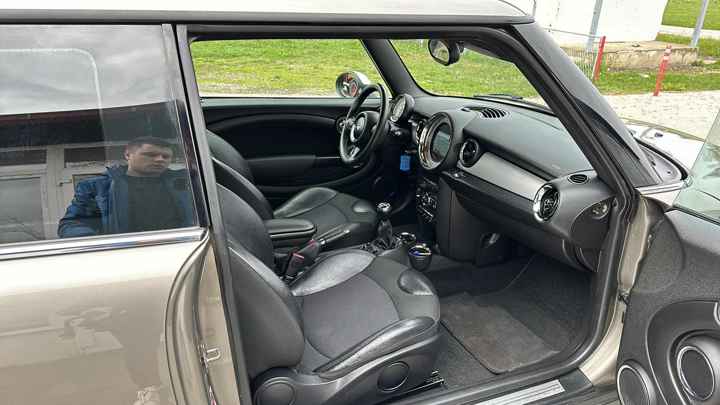 MINI Cooper, 1,6I