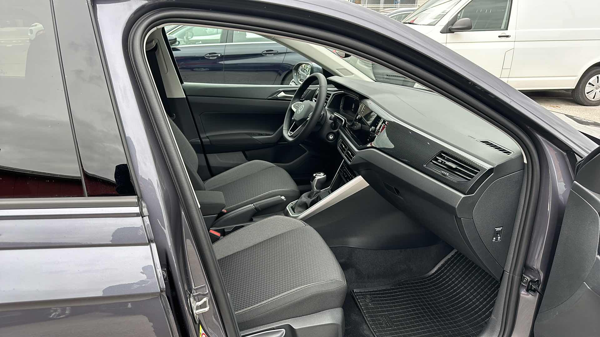 Vehicle gallery image 137939