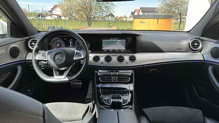 Mercedes-Benz E 220 d Aut.